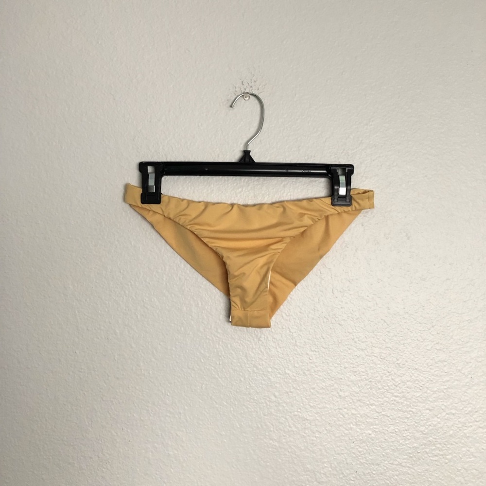 🆕 NWT Billabong tanga yellow gold cheeky bikini bottoms